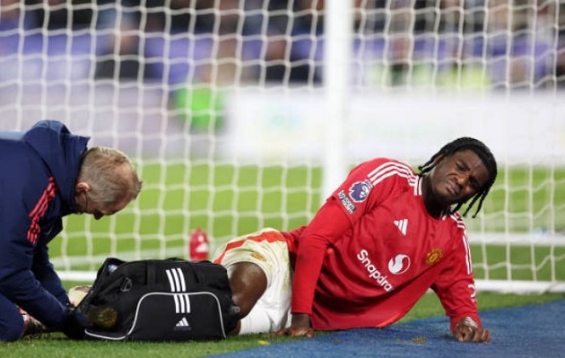 Ayden Heaven là hiện thân của sự kém may mắn của Man Utd