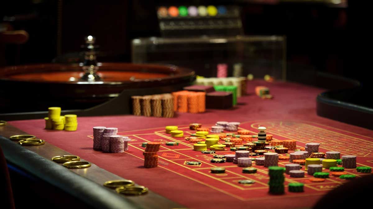 Hướng dẫn chơi Roulette: Tỷ lệ cược, Tiền trả thưởng và Loại cược | Natural8