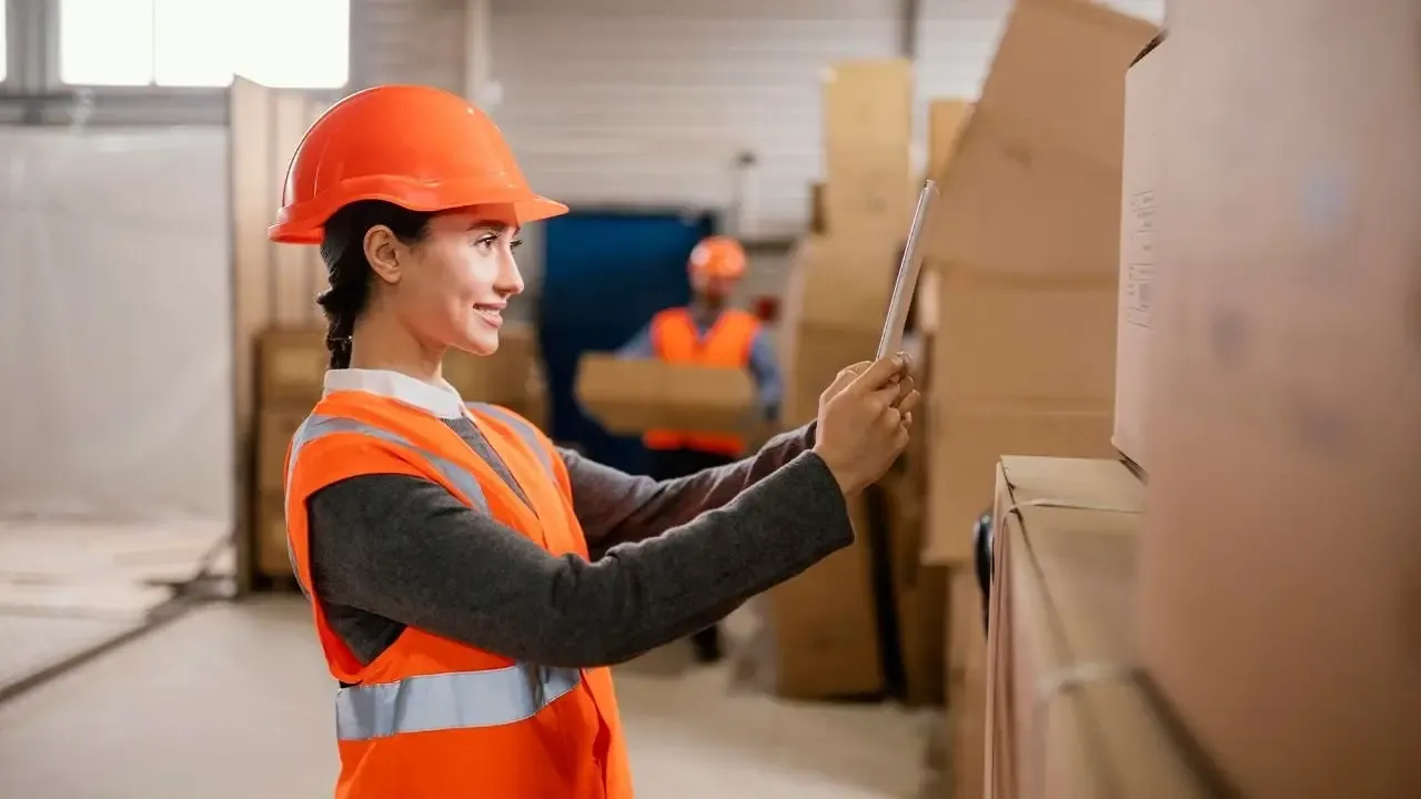 Giải mã logistics là gì? Nhiệm vụ và vai trò của logistics trong từng lĩnh vực