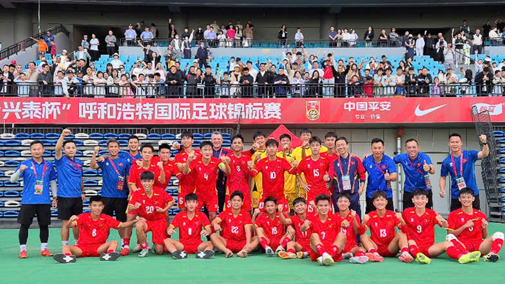 Khám Phá Đội Tuyển Bóng Đá Quốc Gia Trung Quốc – Hành Trình Từ Lịch Sử Đến Tương Lai